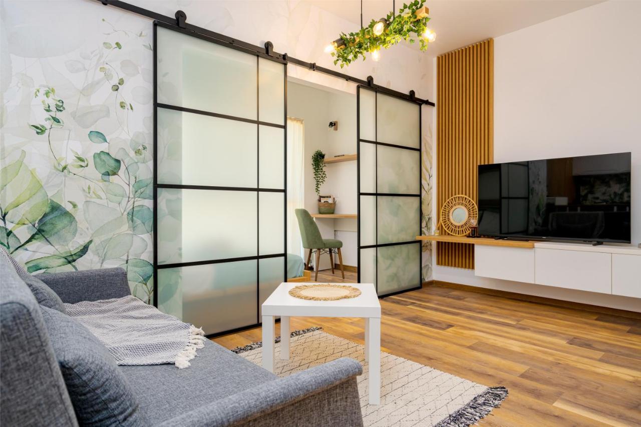 Botanic Nest Panoramic Studio Bucarest Esterno foto